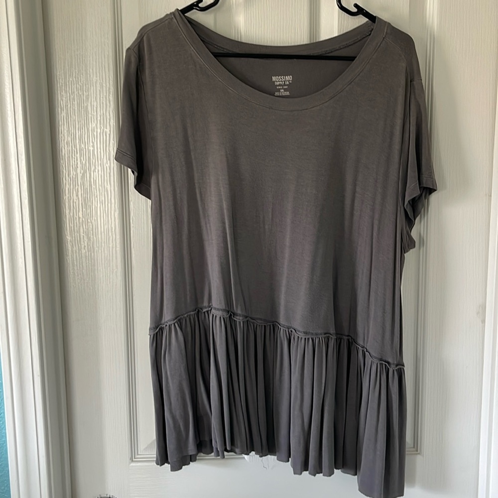 Mossimo grey blouse